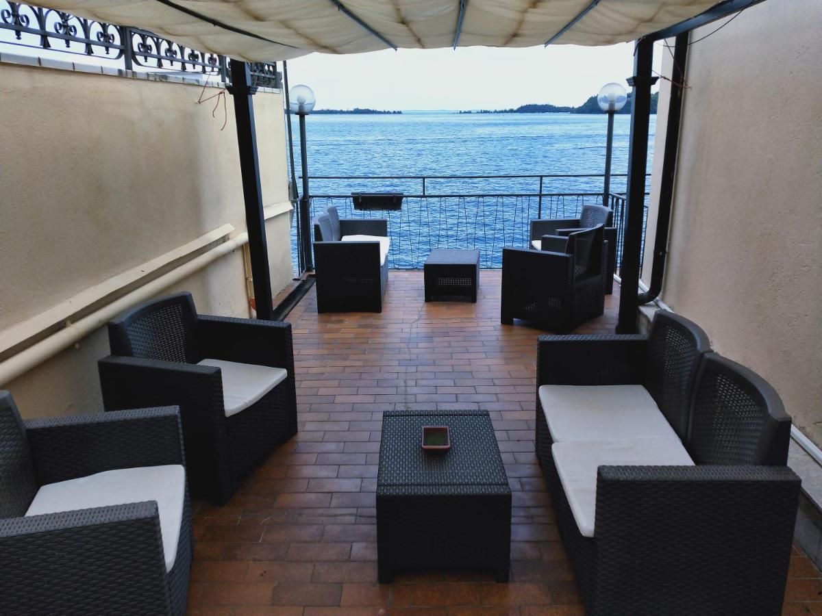 Hotel Diana Гардоне Ривьера Экстерьер фото