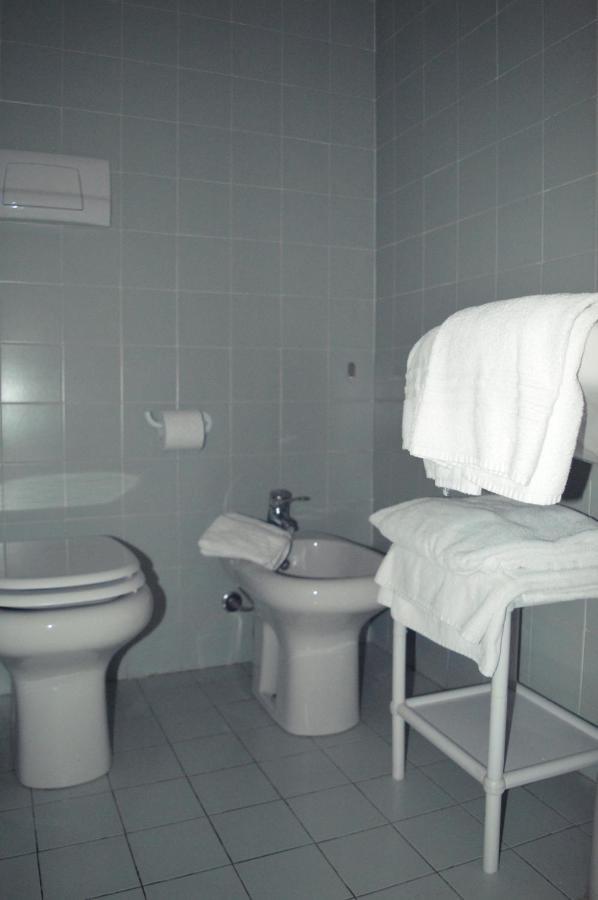 Hotel Diana Гардоне Ривьера Экстерьер фото